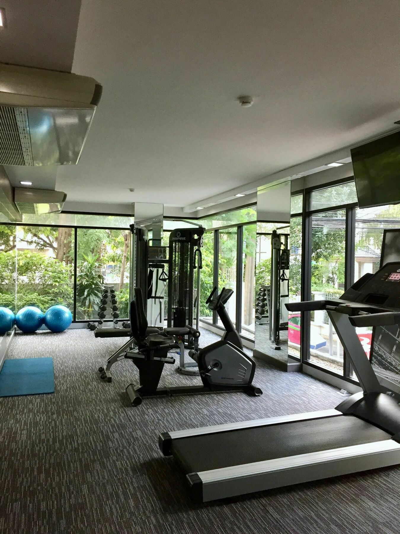 Avatar Suites Hotel - Sha Extra Plus 曼谷 外观 照片